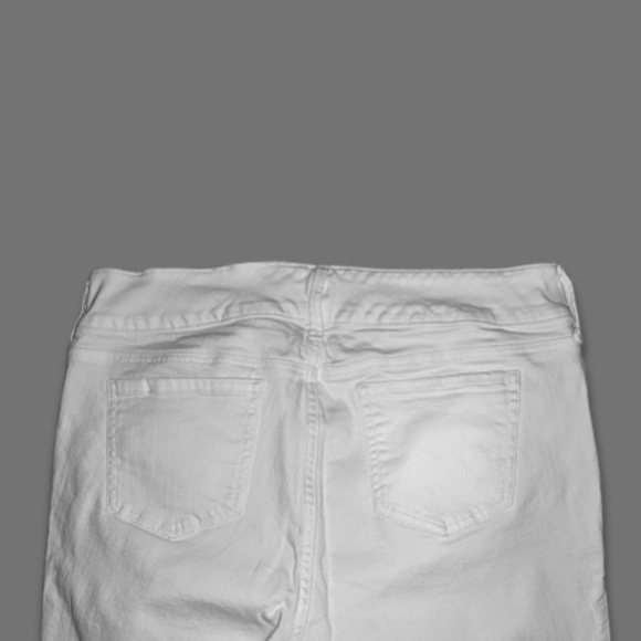 Torrid Jeggings Super Stretch Denim Jeans High-Rise 5-Pockets White Women’s 18R - Picture 4 of 7